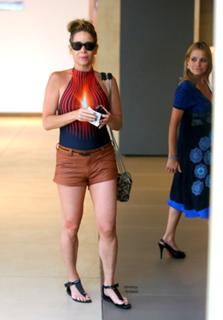 Danielle Winits feet photo 17