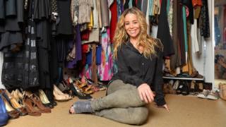 Danielle Winits feet photo 14