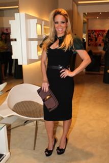 Danielle Winits feet photo 6