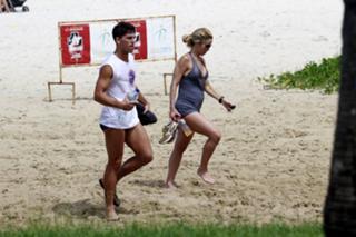 Danielle Winits feet photo 1