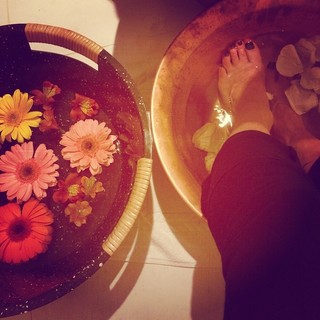 Danielle Winits feet photo 10