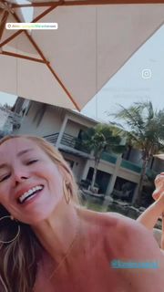 Danielle Winits feet photo 3