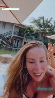 Danielle Winits feet photo 2