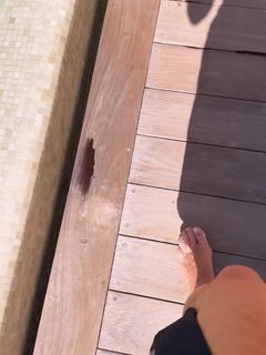 Danielle Winits feet photo 11