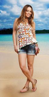 Danielle Winits feet photo 3