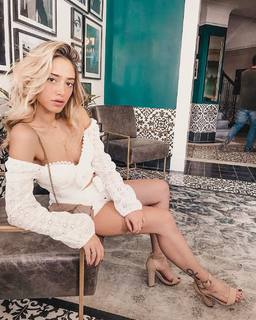 Danit Greenberg feet photo thumbnail