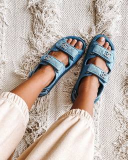 Danit Greenberg feet photo thumbnail