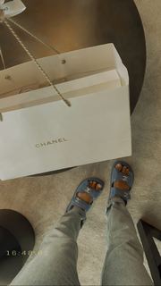 Danit Greenberg feet photo thumbnail