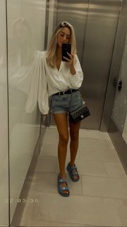 Danit Greenberg feet photo thumbnail