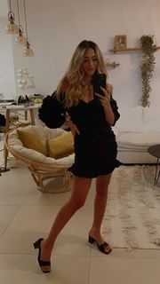 Danit Greenberg feet photo thumbnail