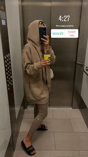 Danit Greenberg feet photo thumbnail