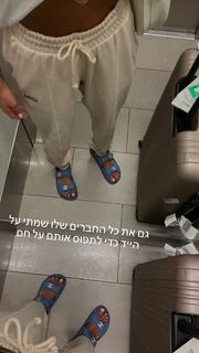 Danit Greenberg feet photo thumbnail