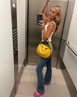 Danit Greenberg feet photo thumbnail