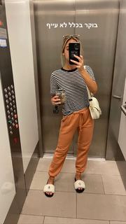 Danit Greenberg feet photo thumbnail