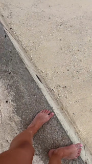 Danit Greenberg feet photo thumbnail