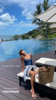 Danit Greenberg feet photo thumbnail