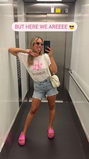 Danit Greenberg feet photo thumbnail