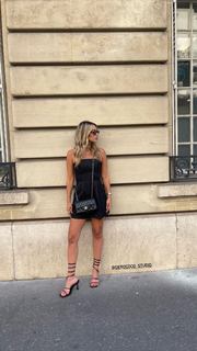 Danit Greenberg feet photo thumbnail