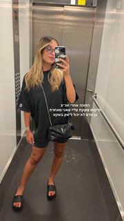 Danit Greenberg feet photo thumbnail