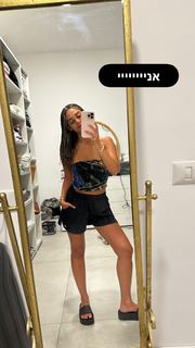 Danit Greenberg feet photo thumbnail