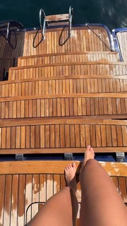 Danit Greenberg feet photo thumbnail