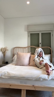 Danit Greenberg feet photo thumbnail