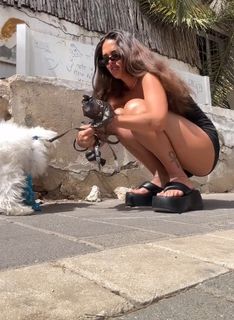 Danit Greenberg feet photo thumbnail