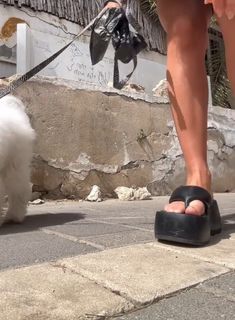 Danit Greenberg feet photo thumbnail