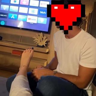 Danla Bilic feet photo thumbnail