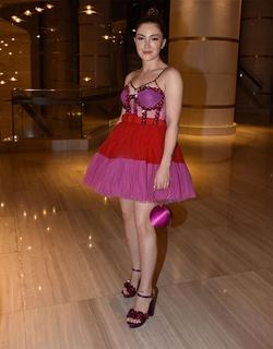 Danla Bilic feet photo thumbnail