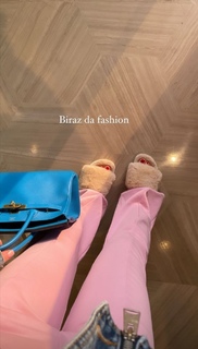 Danla Bilic feet photo thumbnail