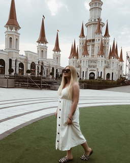 Danla Bilic feet photo thumbnail