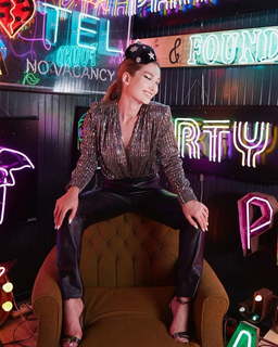 Danla Bilic feet photo thumbnail