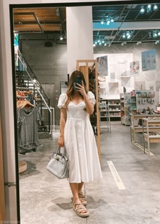 Danla Bilic feet photo thumbnail