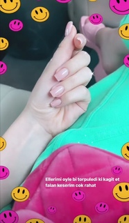 Danla Bilic feet photo thumbnail