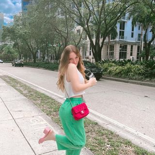 Danla Bilic feet photo thumbnail