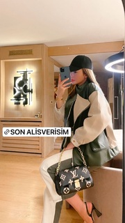 Danla Bilic feet photo thumbnail