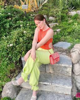 Danla Bilic feet photo thumbnail