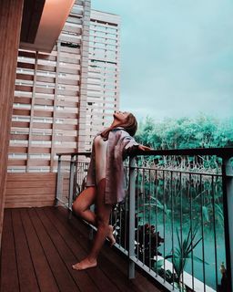 Danna García feet photo thumbnail