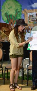 Danna Paola feet photo thumbnail