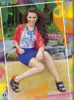 Danna Paola feet photo thumbnail