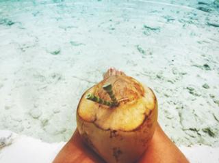 Danna Paola feet photo thumbnail