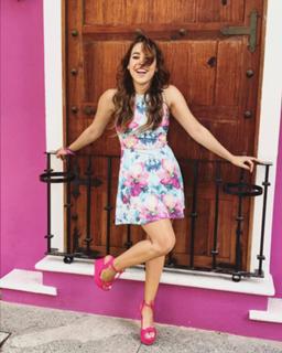 Danna Paola feet photo thumbnail