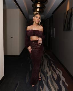 Danna Paola feet photo thumbnail