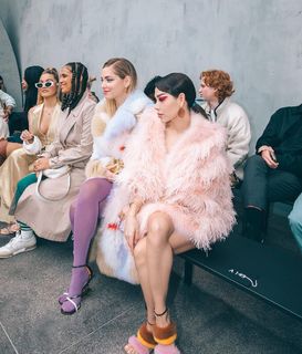 Danna Paola feet photo thumbnail