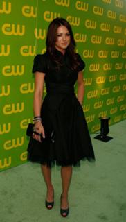 Danneel Ackles feet photo thumbnail