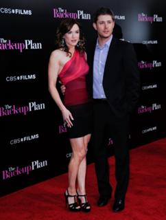 Danneel Ackles feet photo thumbnail