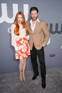 Danneel Ackles feet photo thumbnail