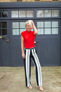 Danni Menzies feet photo 7