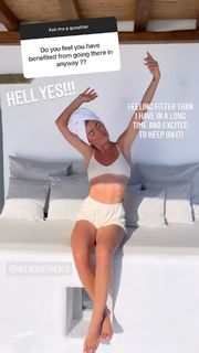 Danni Menzies feet photo 10
